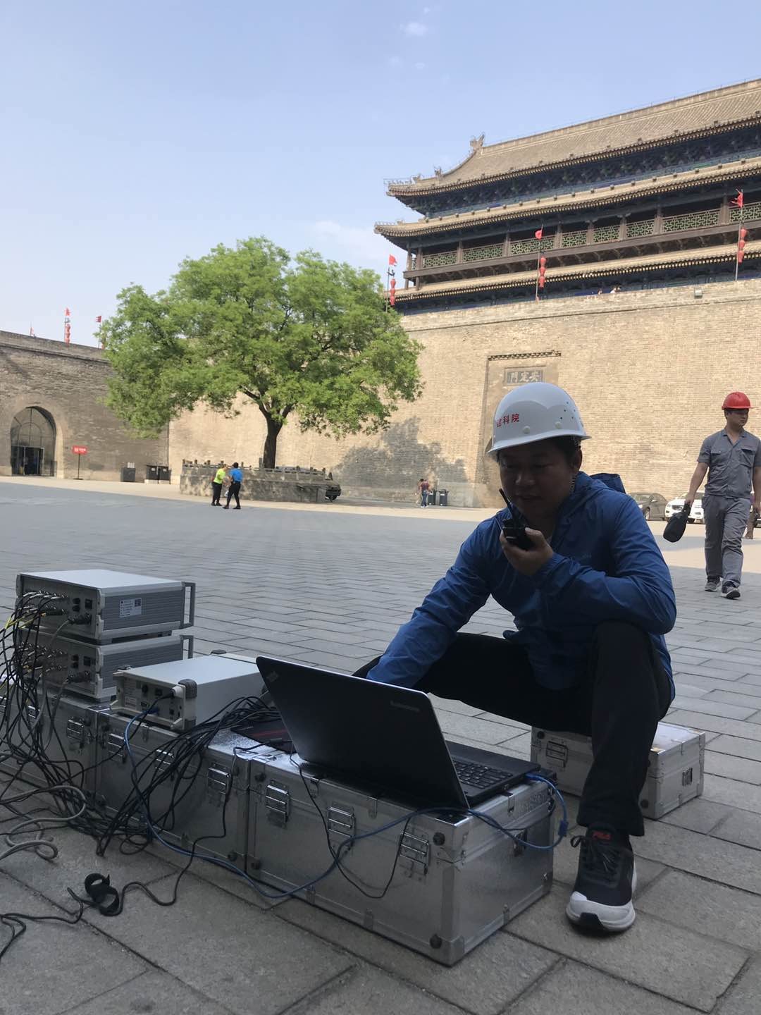 理论指导实践，技术服务民生--建筑异常振动分析